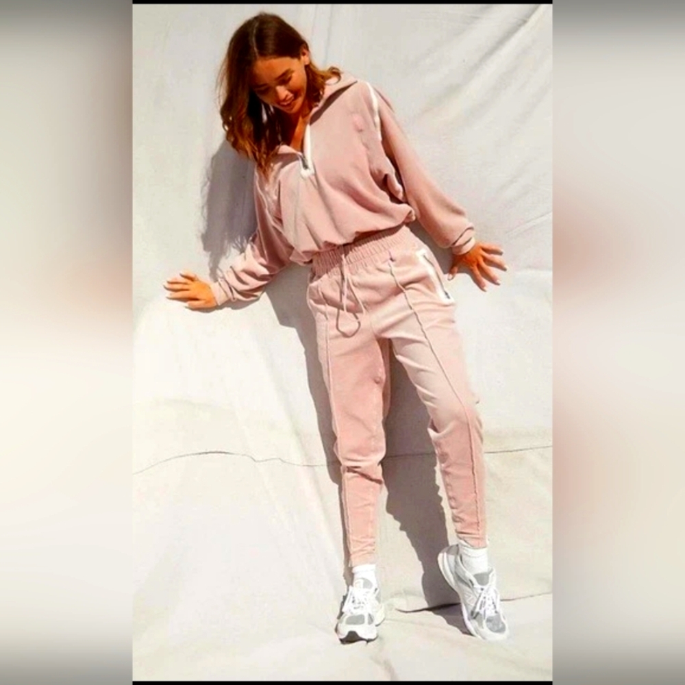 FREE PEOPLE FRIDAY LOVE SET - Picture 2 of 13